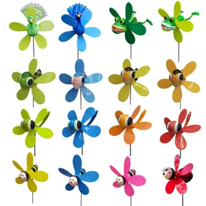 Mulino a Vento per Animali da Giardino all'Aperto Inserto da Terra Simpatico Cartone Animato Mulino a Vento Rotante Balcone Cortile Decorazione Plastica Fiore Ape Insetto Ornamento