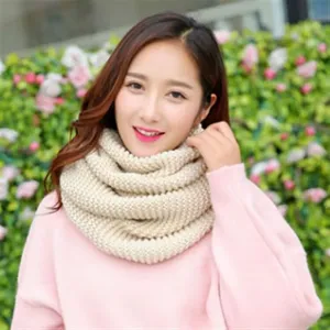 Thick knitted loop scarf for women, winter warm solid color winter neck warmer cozy accessory