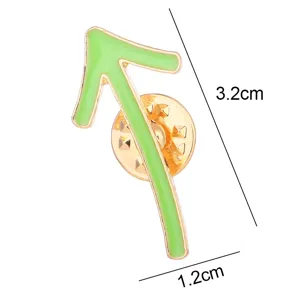 Green enamel arrow brooch metal pin mini badge for clothes couple fashion accessories 3.2cm