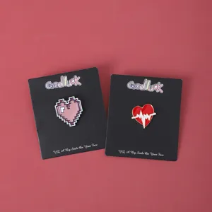 Medical Stethoscope Heart Enamel Brooch Alloy Drip Oil Cartoon Lapel Pin Fashion Jewelry Gift For Doctor Nurse