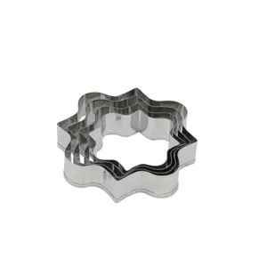Stainless steel nested plaque cookie cutters set, wavy border fondant molds for baking.