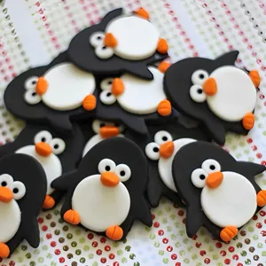 Pinguin Keksausstecher Fondant Form Detailansicht, süßes Tier Backwerkzeug für DIY Kuchendekoration.
