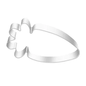 Stainless steel carrot cookie cutter detail view, ideal for Easter baking and sweet treats.