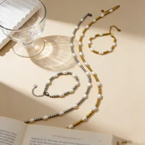 Collana Bracciale con Perle d'Acqua Dolce Naturali in Acciaio Inossidabile Perlinato Oro Argento Set di Gioielli
