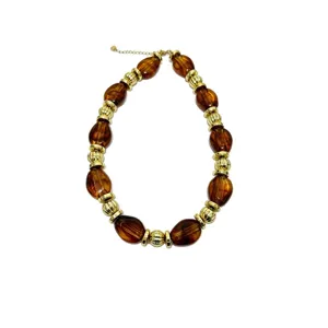 Bohemian resin geometric beaded necklace for women, stylish summer vacation statement jewelry.