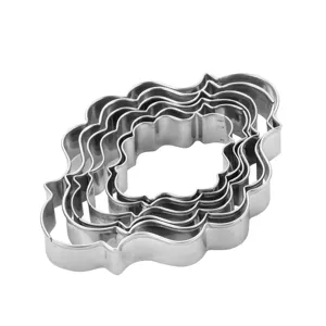 Set tagliabiscotti placca nidificati in acciaio inossidabile per dolci e pasticceria DIY.