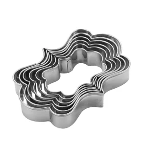 Set di tagliabiscotti in acciaio inossidabile con cornice per torte fondente dolci.