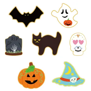 Stainless steel Halloween cookie cutters set, 7 pieces baking molds for DIY cakes and cookies.