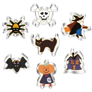 Stainless steel Halloween cookie cutters detail, various spooky baking molds for DIY cakes.