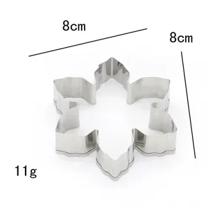 Stainless steel snowflake cookie cutter, durable baking mold for festive biscuits and pastries.