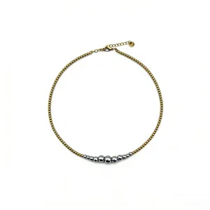 Zweifarbige Perlen Halskette aus Edelstahl, goldene und silberne Perlen modisch elegant.