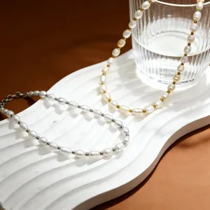 Collar de perlas de agua dulce de acero inoxidable conjunto de joyas diseño estético chic