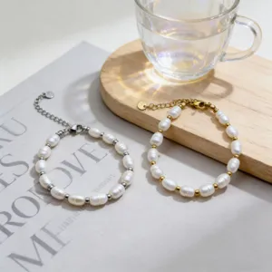 Lujo Ligero Perla de Agua Dulce Natural Acero Inoxidable Collar Pulsera Ins Conjunto de Joyas en Capas de Gama Alta Para Mujeres