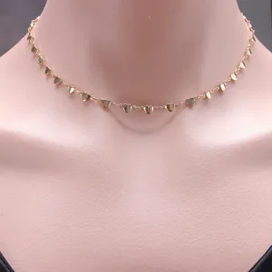 Gold heart chain necklace delicate short choker stylish golden heart chain decor for women daily wear