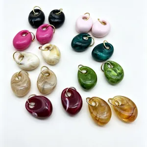 Bunte geometrische Harz Ohrringe Anhänger Retro Stil Mode Schmuck Zubehör Set Detailansicht