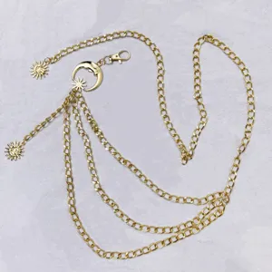 Goldene mehrlagige Taillenkette mit Mond Stern Anhänger Vintage Körperkette Damen Accessoires
