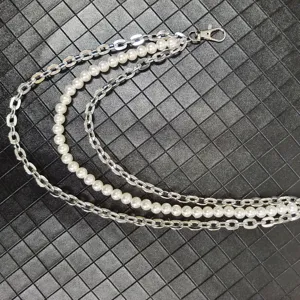Gioiello da cintura a catena di perle e metallo multistrato per donne sexy hot girl moda pantaloni.