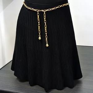 Gold metal chain waist belt for women, retro sweet and cool style belly chain accessory.