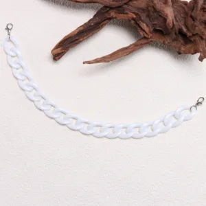 Detailed view of white acrylic chunky chain accessory with lobster clasps, clear and stylish.