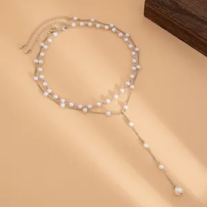 Elegante collana girocollo di perle a doppio strato da donna, gioiello in argento.
