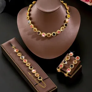 Set di gioielli con collana bracciale orecchini in cristallo multicolore dorato