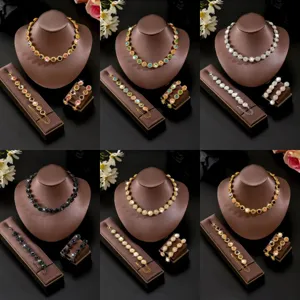 Set Gioielli Maillard Cristallo Geometrico Collana Orecchini Braccialetto per Donna Vintage Sofisticato Strass Floreale Set Gioielli Accessori Banchetto