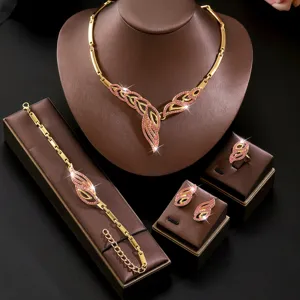 Set di gioielli con foglie da donna collana bracciale orecchini anello oro elegante