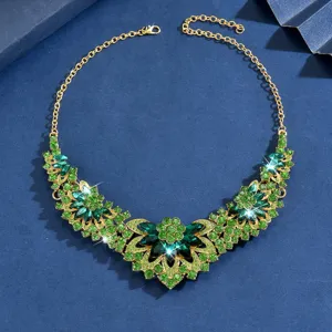 Gold green crystal rhinestone flower necklace elegant clavicle chain for women jewelry party