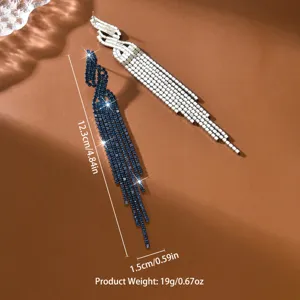 Lange Strass-Quasten-Ohrringe in Silber und Dunkelblau, glitzernde Kristall-Ohrhänger.