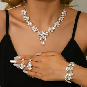 Set collana orecchini bracciale foglia strass sposa eleganti accessori per abito da sposa