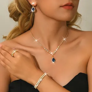 Set di gioielli da sposa con collana orecchini bracciale anello in strass cristallo