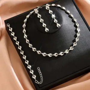 Set gioielli sposa strass collana bracciale orecchini design foglia scintillante elegante nozze