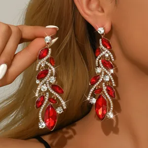 Eleganti orecchini pendenti lunghi in cristallo rosso da donna, gioielli da sposa.