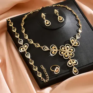 Conjunto de joyas de flor con estrás dorado collar pendientes pulsera anillo mujer