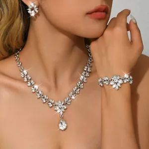 Set collana pendente foglia cristallo bracciale orecchini donna elegante gioielli da sera