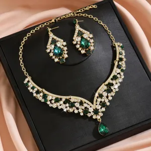 Vintage Green Crystal Necklace Earrings Set Luxury Banquet Party Jewelry Accessories
