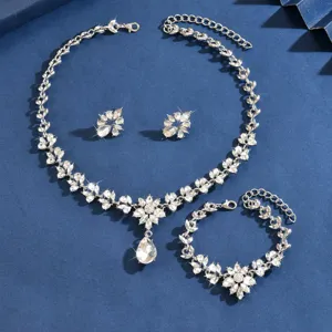 Set di gioielli collana orecchini bracciale cristallo foglia goccia per festa serale.