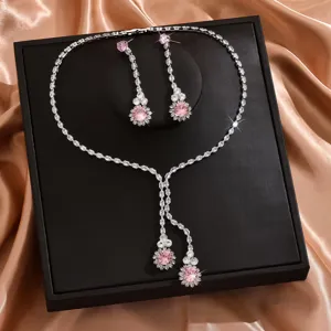Elegante set collana orecchini sposa zircone rosa gioielli matrimonio cristallo dettaglio