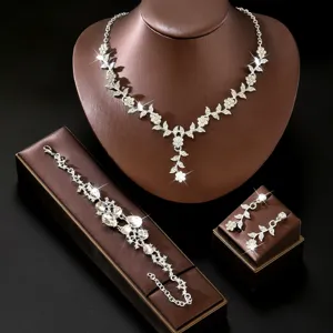 Conjunto de joyas de novia collar pulsera pendientes flores estrás para boda banquete