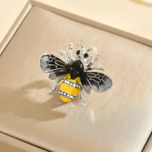 Spilla ape smaltata con strass elegante accessorio abito insetto alla moda regalo gioiello