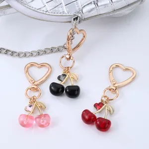 Dolce Portachiavi a Ciliegia in Lega di Cristallo Ciondolo a Forma di Cuore Strass Frutta Ciondolo da Borsa per Regalo Donna Accessorio Zaino