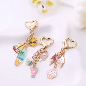 Porte-clés glace d'été mini gâteau mignon pendentif en métal voilier cadeau mignon.
