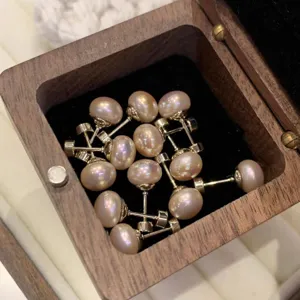Minimalistisch Titanstahl Kaffeegold Rund Künstliche Perle Schraube Ohrstecker Elegant Button Perle Helix Knorpel Ohr Piercing Schmuck Für Damen Unisex Täglich