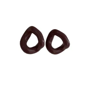 Vintage Anker rote geometrische Creolen für Damen, stilvolles Nischendesign bunte Ohrstecker.