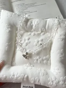 Elegante Kristall Perlen Perlenkette mit Strass Schmetterlingsanhänger für Damen Schmuck.