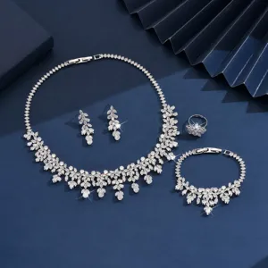 Prachtige blad kwast zirkoon ketting vierdelige set voor elegante bruidsmodekleding nu.