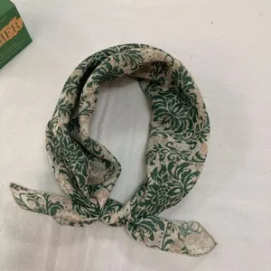 Retro cotton-linen printed small square scarf, vintage floral design, versatile neckerchief.