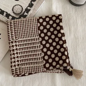 Élégant foulard carré rétro pied-de-poule et pois, accessoire de cheveux chic et mode