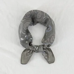 58cm paisley print square scarf for women, breathable soft artistic silk neckerchief commuter.