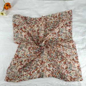 Korean retro floral small square scarf for women, versatile spring autumn neckerchief.